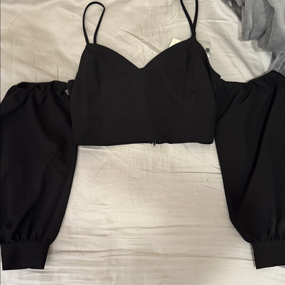 Forever 21 Black Off-Shoulder Blouse